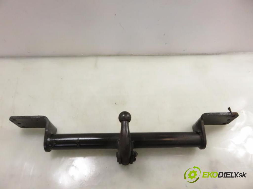 MITSUBISHI PAJERO II (V3_W, V2_W, V4_W) 2.8 TD (V46W) 4M40-T manual 5 stupňová 4X4 92 kW 125 km  Hák