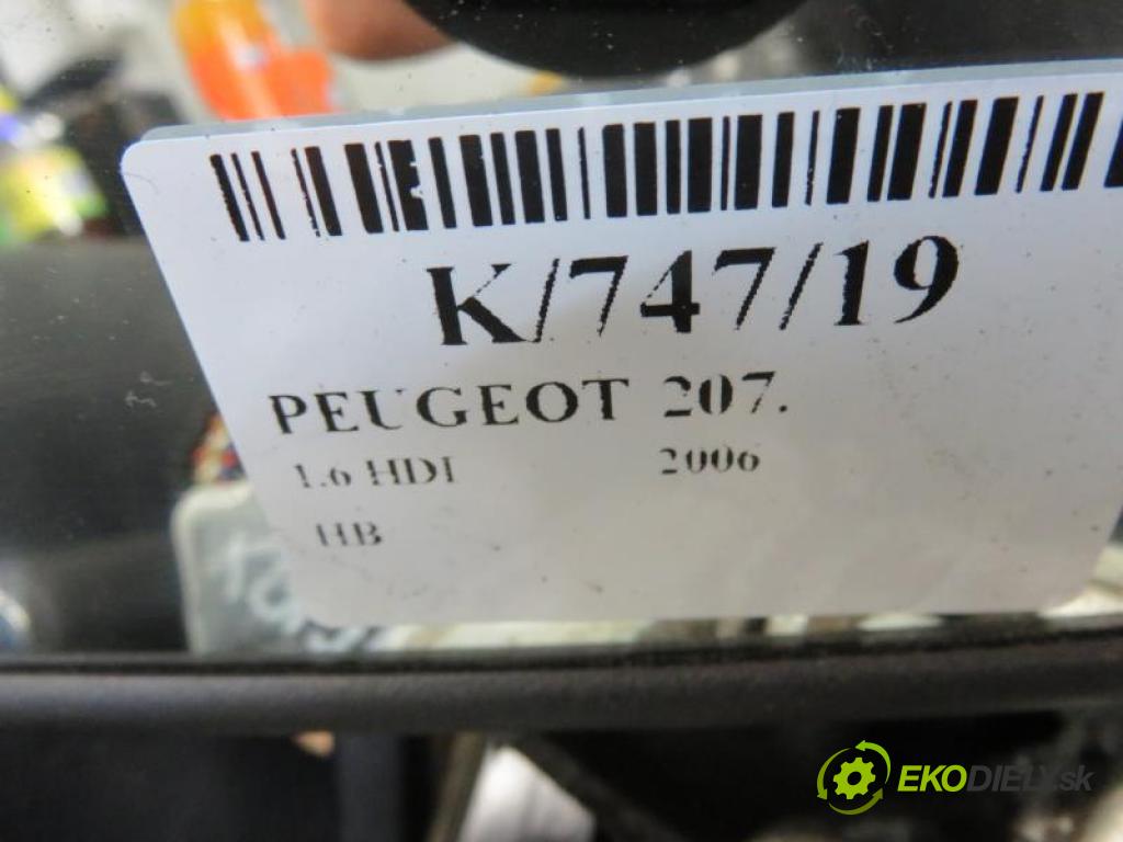 PEUGEOT 207. 1.6 HDI 9HX (DV6ATED4) manual 5 stupňová 66 kW 90 km  páčka/prepínač 96630718XT/96538207XT (Prepínače, spínače, tlačidlá a ovládače kúrenia)