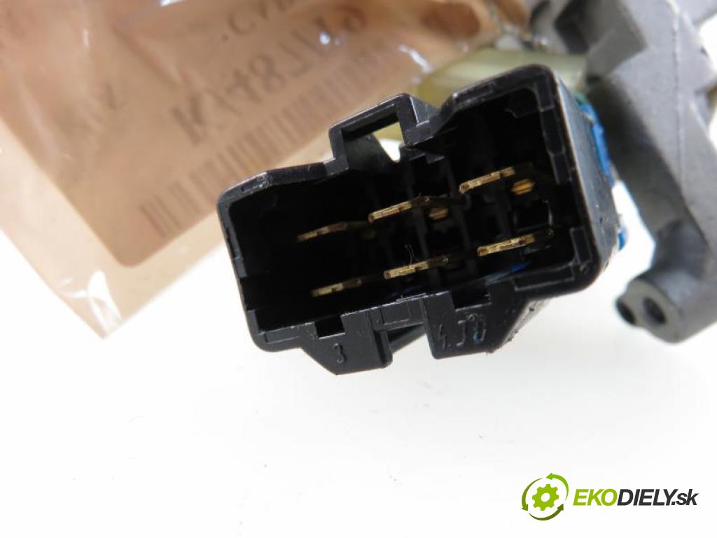 KIA CARNIVAL II (GQ) 2.9 CRDI J3 manual 5 stupňová 106 kW 144 km  spinačka  (Spínacie skrinky a kľúče)