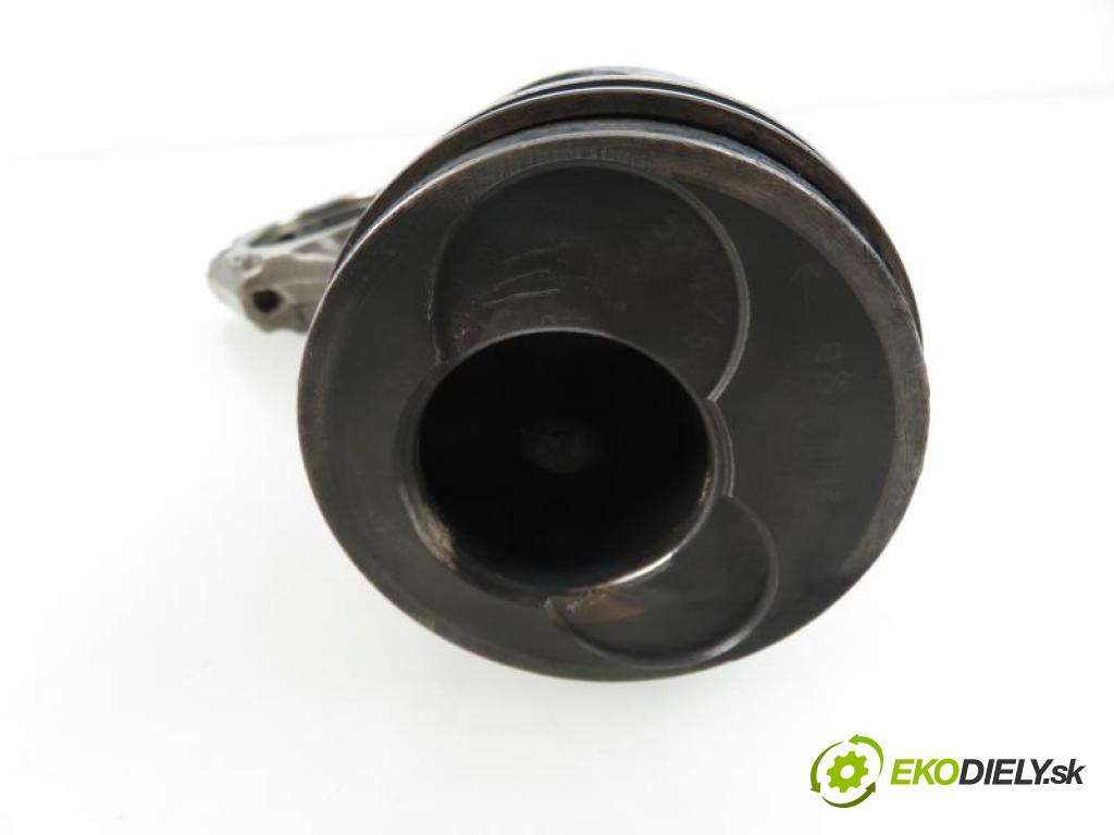 VW LT 28-46 II 2.5 TDI BBF manual 5 - stupňová 70 kW 95 km  piest  (Piesty)