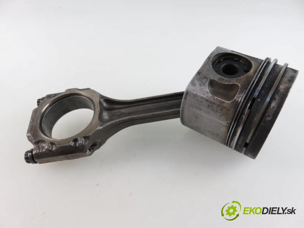 VW LT 28-46 II 2.5 TDI BBF manual 5 - stupňová 70 kW 95 km piest (Piesty)