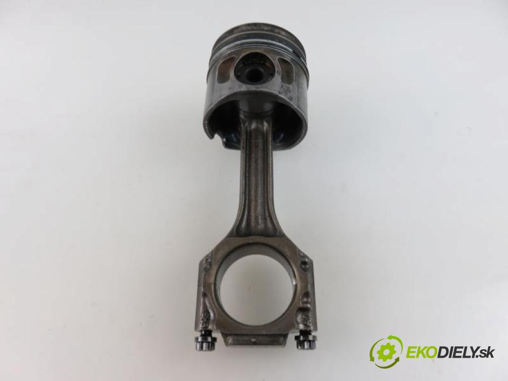 VW LT 28-46 II 2.5 TDI BBF manual 5 - stupňová 70 kW 95 km piest (Piesty)