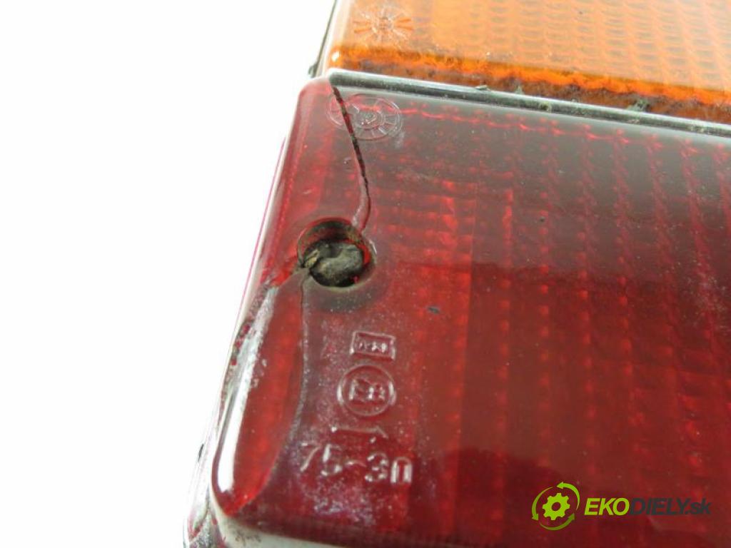 FSO 125P SEDAN 1979 1481,00 Lampy tylne 1481,00 Svetlo pravé zadné