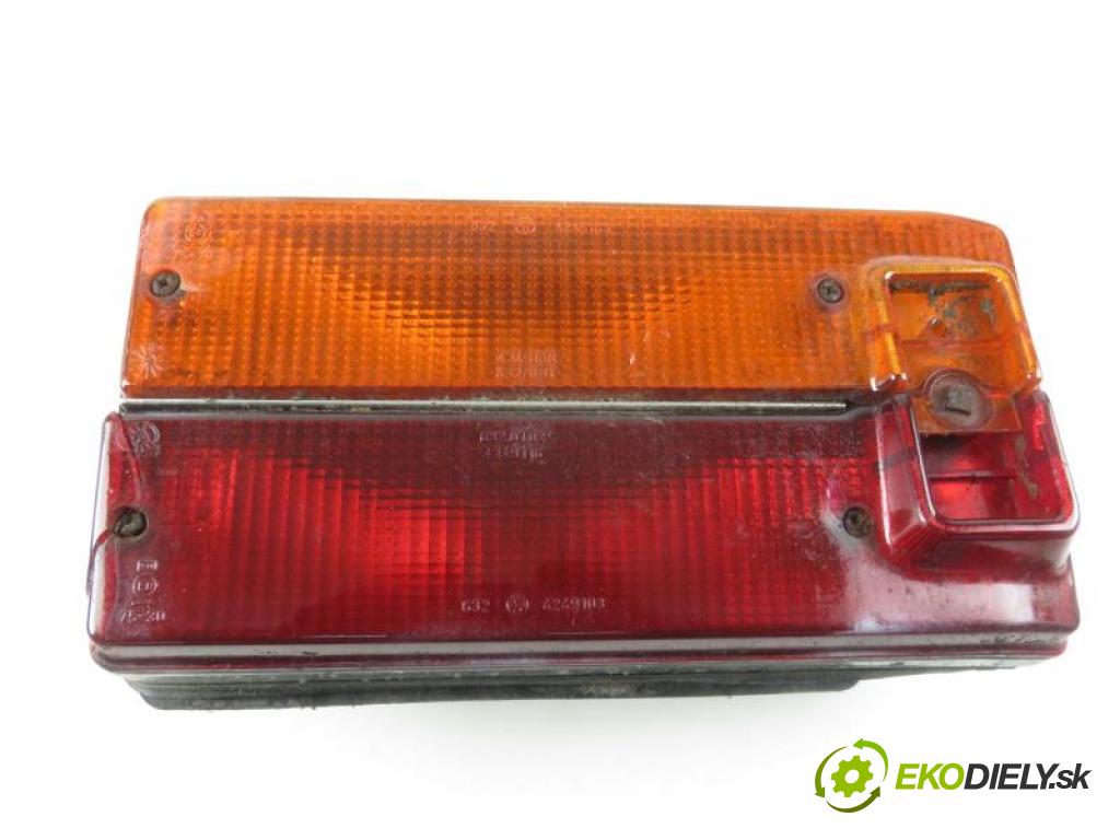 FSO 125P SEDAN 1979 1481,00 Lampy tylne 1481,00 Svetlo pravé zadné
