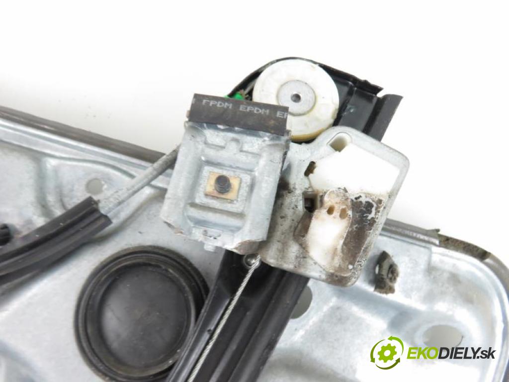 VW POLO IV (9N) 1.2 12V AZQ, BME manual 5 stupňová 47 kW 64 km  mechanismus oken 6Q4837755/6Q0837751/6Q2959802A