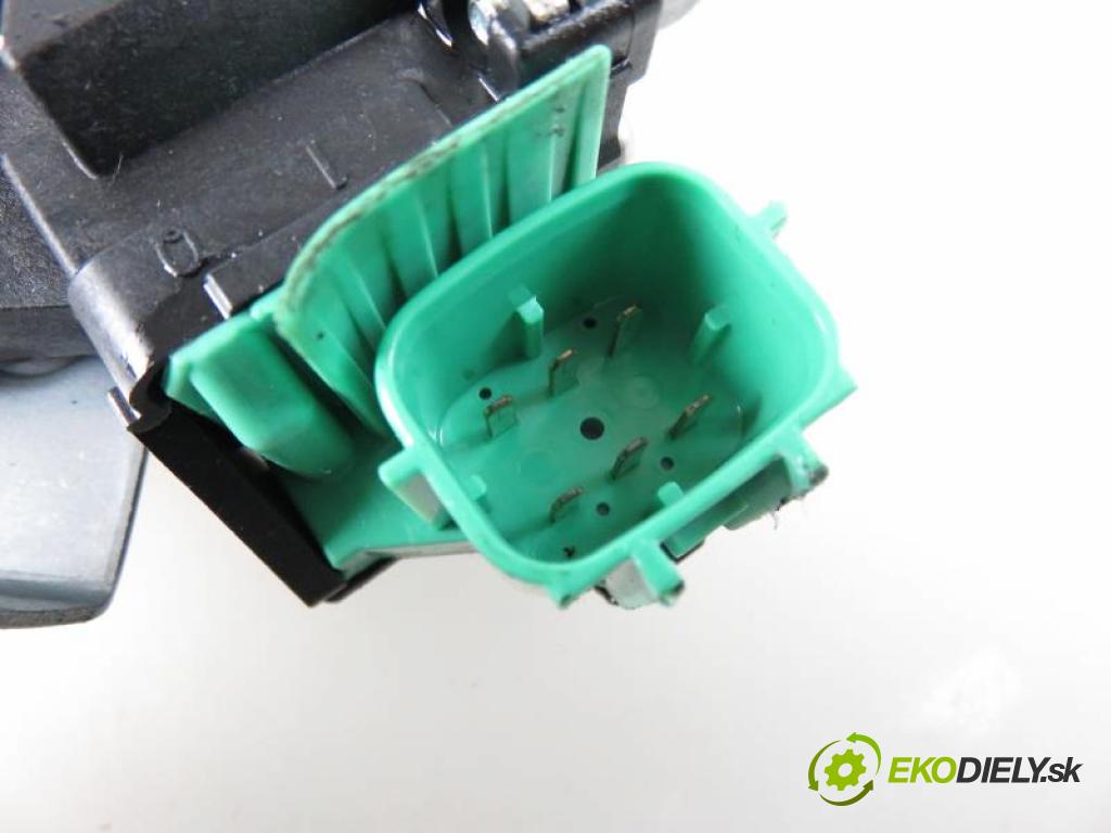 NISSAN NV200 1.5 DCI K9K 608,K9K 400, K9K 628 manual 5 stupňová 63 kW 86 km  mechanismus oken 80731JX30A