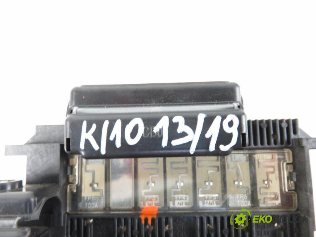 CITROEN JUMPY II FURGON 2008 2,00 Skrzynki bezpieczników 1997,00 skříňka POJISTKY: na AKUMULATOR: 1400550780