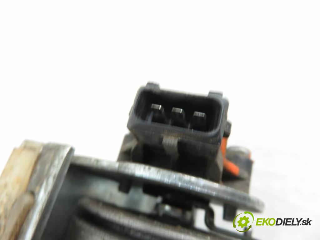 FORD MONDEO MK2 II KOMBI 1997 2,50 Pozostałe 2544,00 motorek tempomatu 0130009016;93BB9U558AH;0205005004