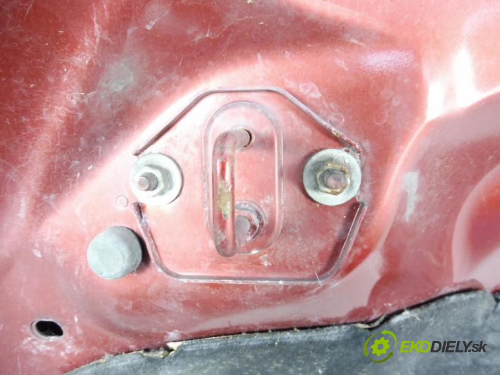 JAGUAR XF (X250) SEDAN 2010 375,00 5.0 Kompressor 5000,00 kapota