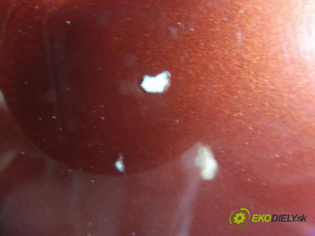 JAGUAR XF (X250) SEDAN 2010 375,00 5.0 Kompressor 5000,00 kapota