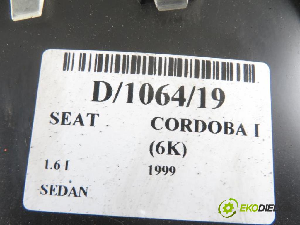 SEAT CORDOBA I (6K) SEDAN 1999 1,60 Liczniki, zegary 1598,00 Prístrojovka elektrický 110008924001