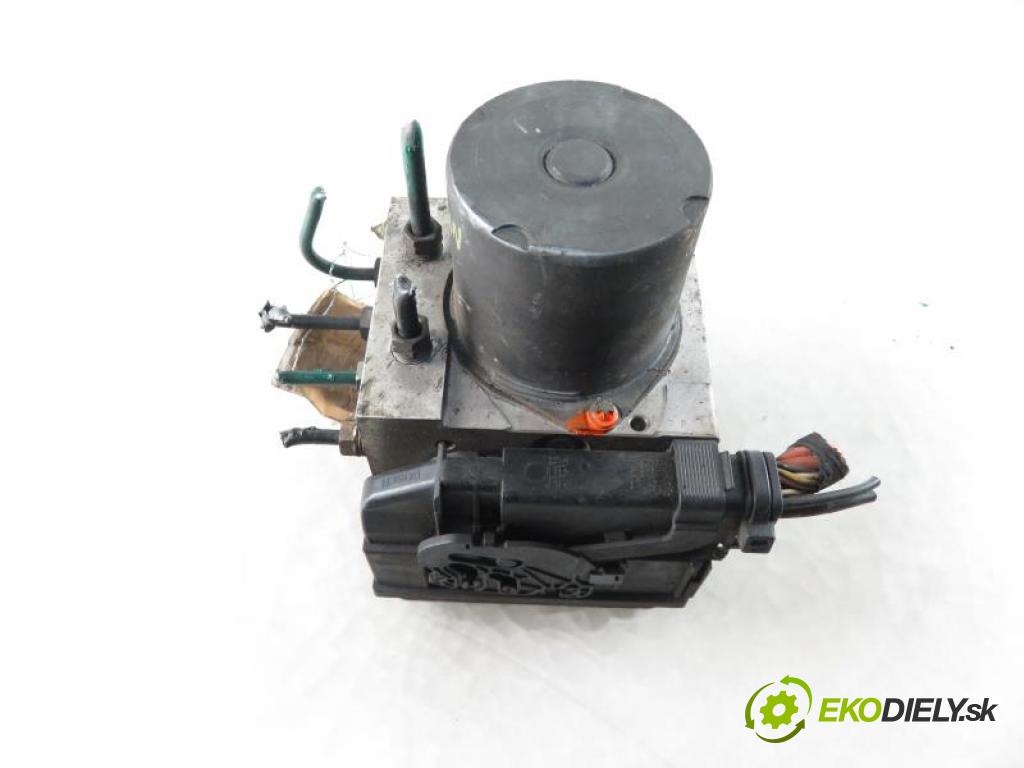 RENAULT SCENIC II MINIVAN 2003 1,90 Sterowniki ABS 1870,00 Pumpa ABS 0265950300;0265234000;8200038702 (Pumpy ABS)