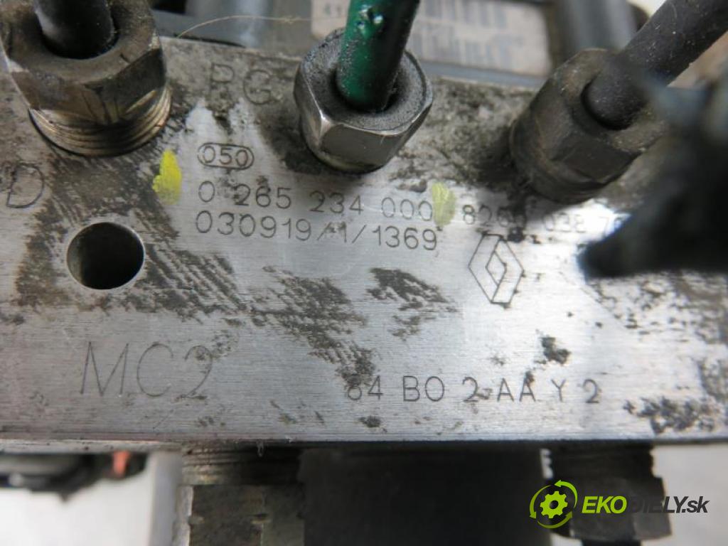 RENAULT SCENIC II MINIVAN 2003 1,90 Sterowniki ABS 1870,00 Pumpa ABS 0265950300;0265234000;8200038702 (Pumpy ABS)