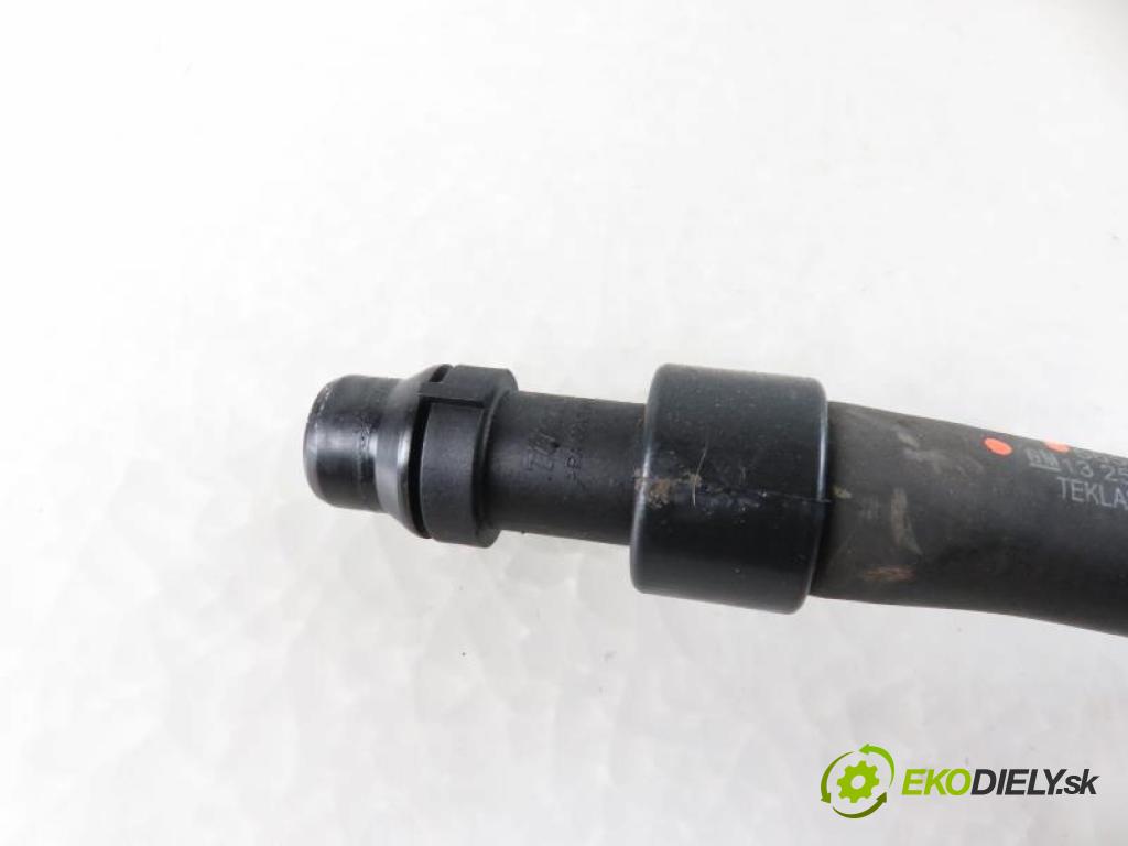 OPEL ASTRA J Sports Tourer (P10) KOMBI 2013 1956,00 Przewody chłodnic wody 1956,00 Rúra vody 565563897;13251460HA