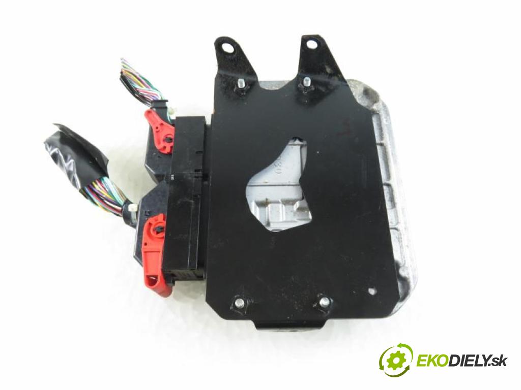 MITSUBISHI ASX (GA_W_) SUV 2013 1798,00 Sterowniki silnika 1798,00 Riadiaca jednotka Motor 4N13;2757002962;1860C107
