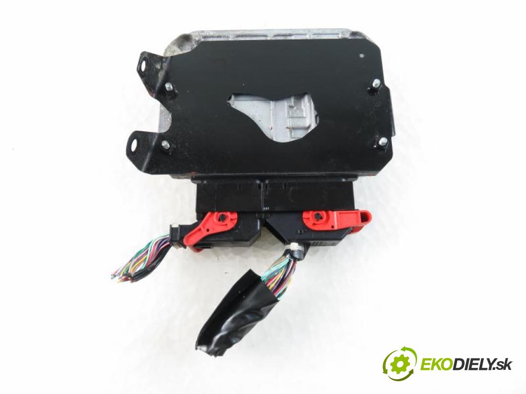MITSUBISHI ASX (GA_W_) SUV 2013 1798,00 Sterowniki silnika 1798,00 Riadiaca jednotka Motor 4N13;2757002962;1860C107