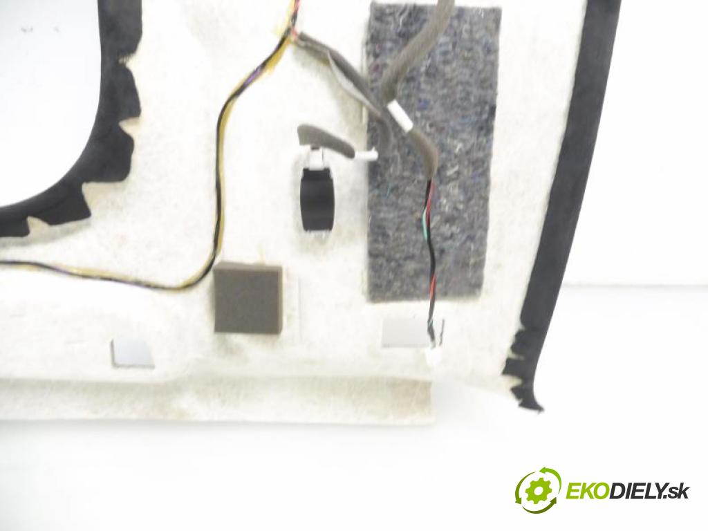 INFINITI QX30 HB 2018 2,00 Podsufitki 1991,00 Stropný tapacír A064504 (Stropné tapacíre)