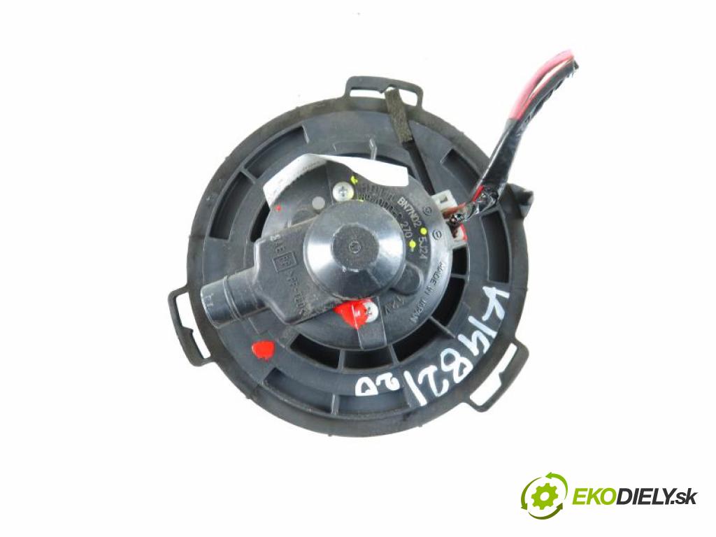 MAZDA 3 I  BK HB 2005 1,60 Dmuchawy 1560,00 Ventilátor vetráku HB111BN7N02;8940000270