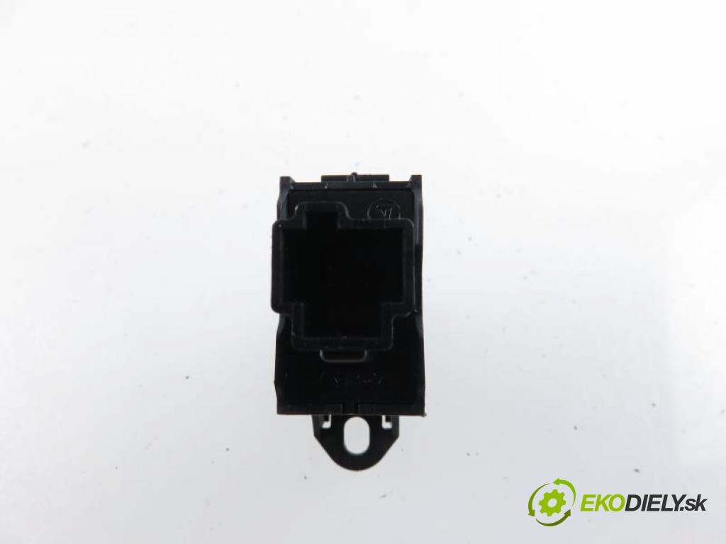 VOLVO C30 HB 2007 1596,00 Panele sterowania, przełączniki 1596,00 prepínač okien PP 30774162