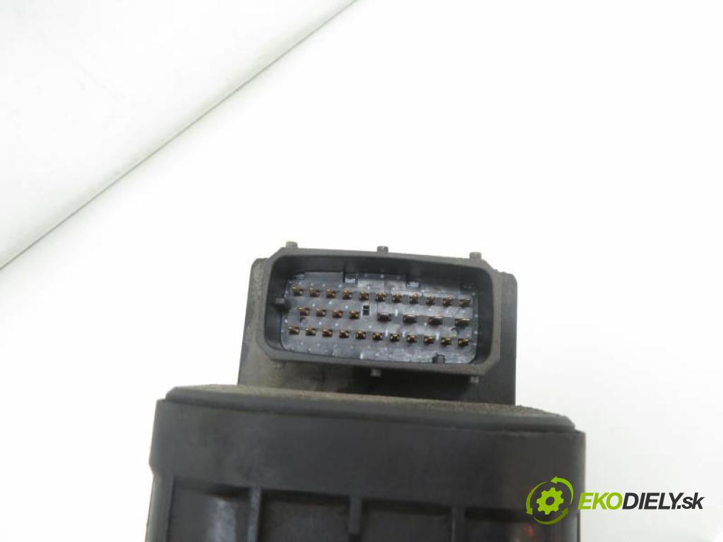 FORD MONDEO MK2 II SEDAN 1999 1,80 Sterowniki ABS 1753,00 Pumpa ABS 0265216700 (Pumpy ABS)