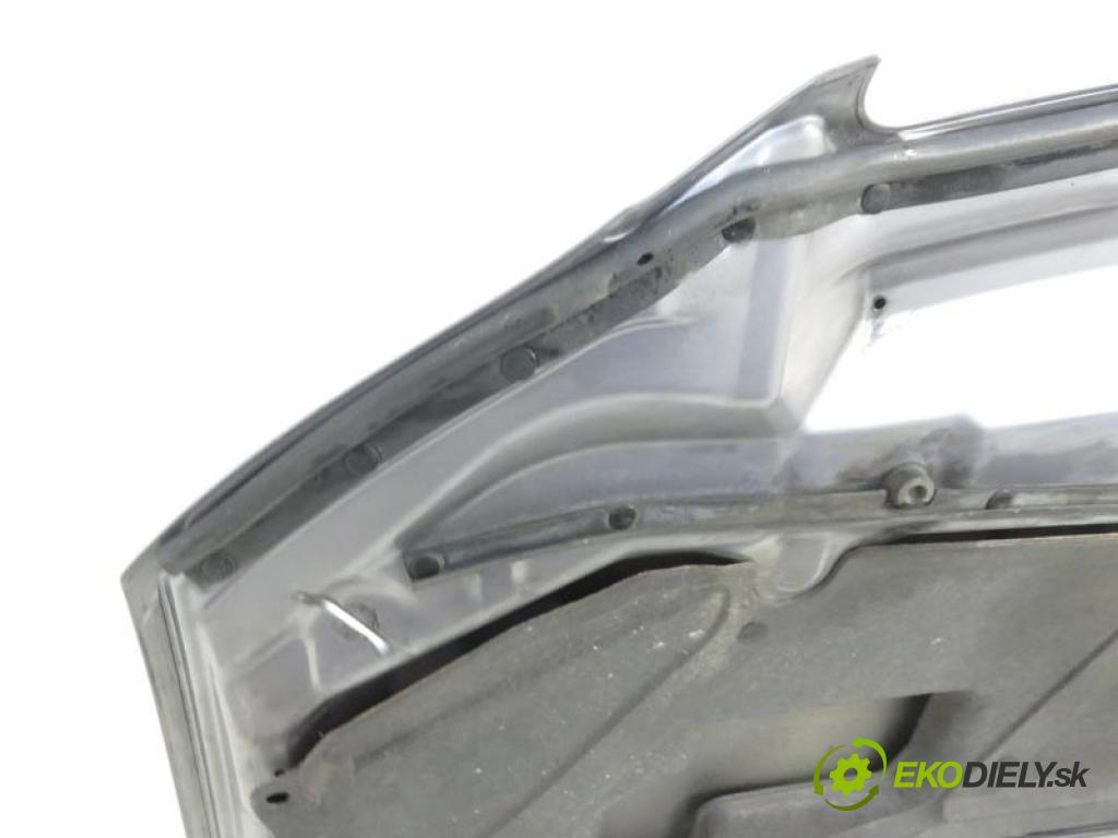 MAZDA MPV II (LW) VAN 2004 100,00 2.0 DI 136 1998,00 kapota (Kapoty)