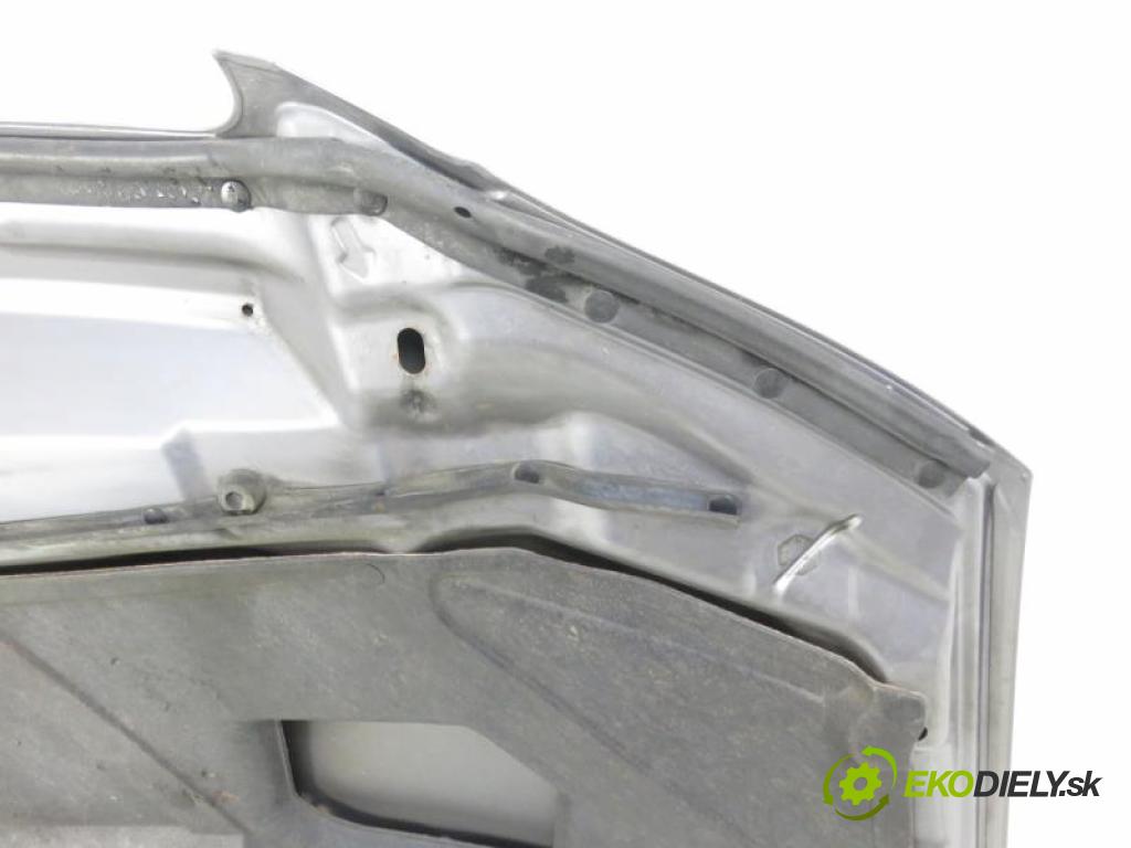 MAZDA MPV II (LW) VAN 2004 100,00 2.0 DI 136 1998,00 kapota (Kapoty)