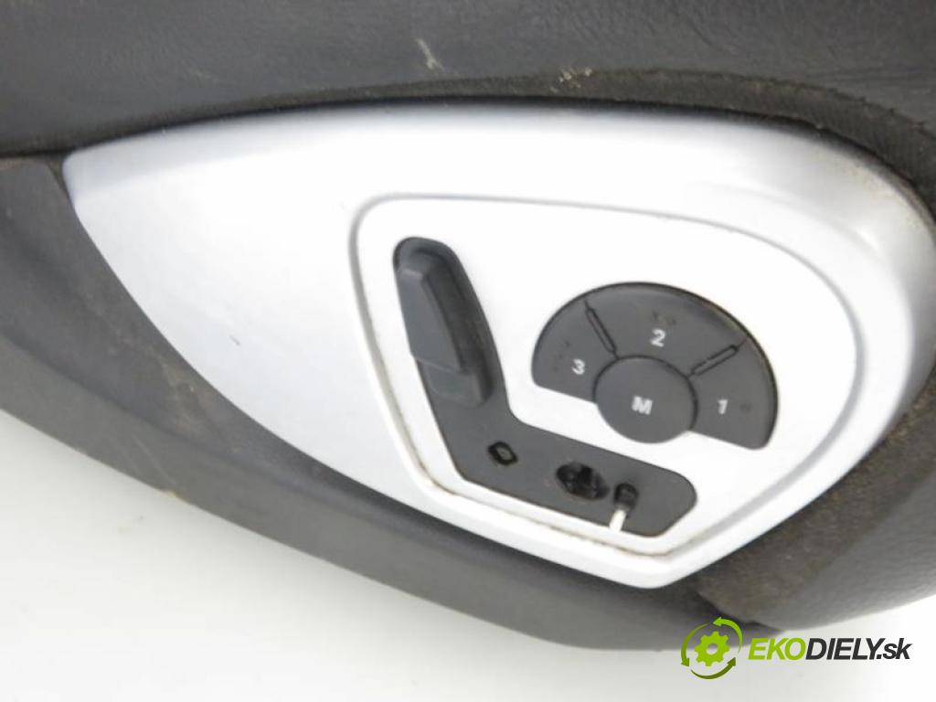 MERCEDES-BENZ KLASA GL (X164) SUV 2007 3996,00 Fotele, kanapy 3996,00 Sedadlá, sedačky