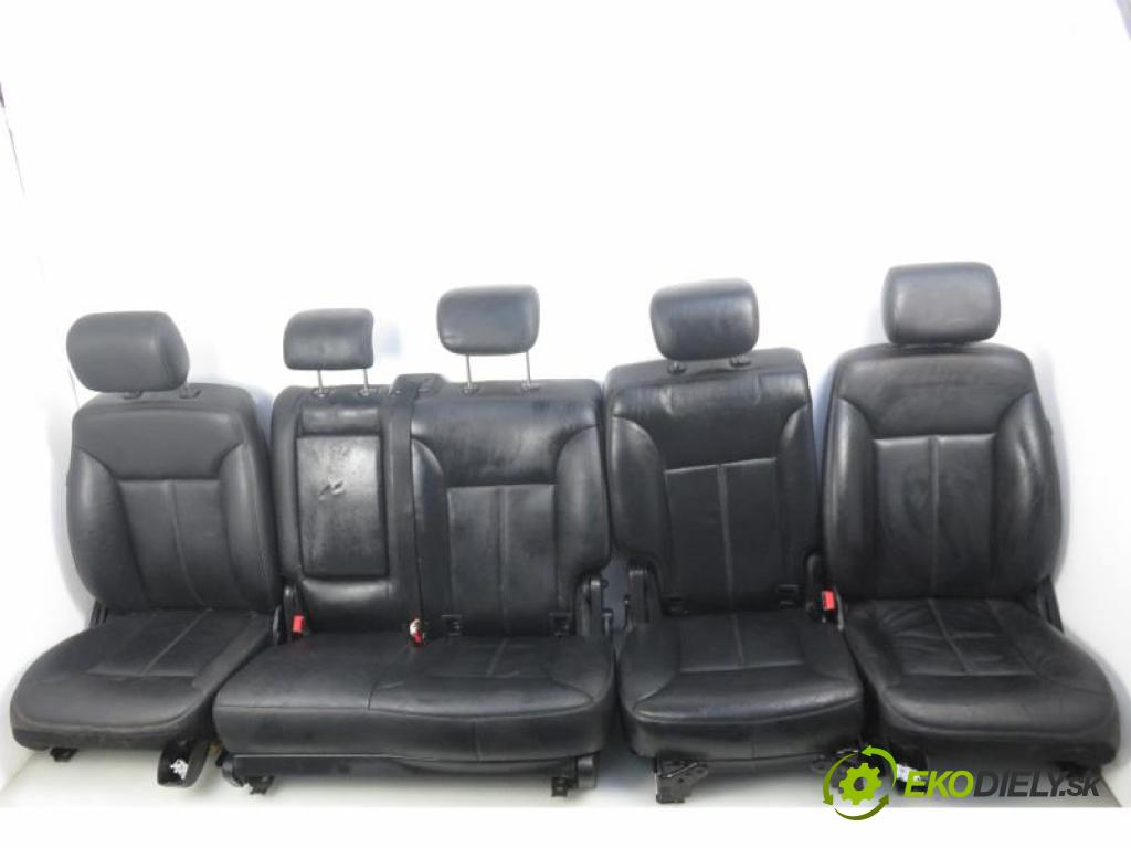 MERCEDES-BENZ KLASA GL (X164) SUV 2007 3996,00 Fotele, kanapy 3996,00 Sedadlá, sedačky
