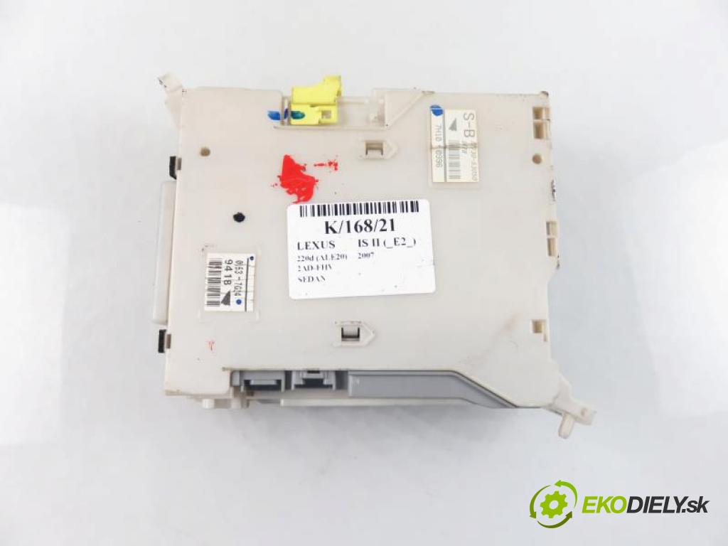 LEXUS IS II (_E2_) SEDAN 2007 2231,00 Moduły komfortu 2231,00 MODUL komfortu 8273053050;8267253060