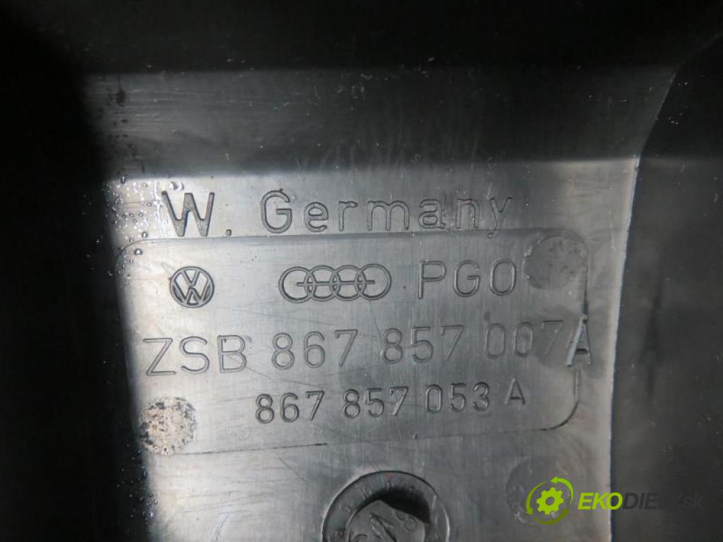 VW POLO (86C, 80) HB 1986 1272,00 Deski rozdzielcze, konsole 1272,00 doska 867857075;867857007A;867857053A