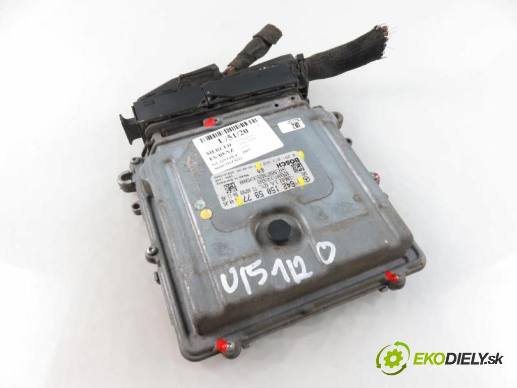 MERCEDES-BENZ KLASA GL (X164) SUV 2007 2987,00 Sterowniki silnika 2987,00 Riadiaca jednotka Motor 6421505977; 0281013948