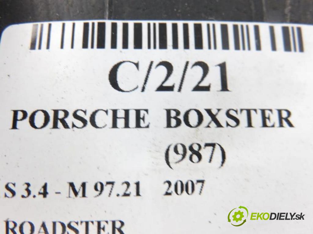 PORSCHE BOXSTER (987) ROADSTER 2007 3387,00 Parowniki 3387,00 Výhrevné teleso, radiátor kúrenia klimatizácie 99757217100; 1J0907521; 1J1907511A