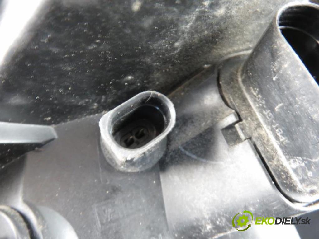 VW PHAETON (3D1, 3D2, 3D3, 3D4, 3D6, 3D7, 3D8, 3D9) SEDAN 2004 4921,00 Lampy przednie 4921,00 Svetlo PP 3D1941016J