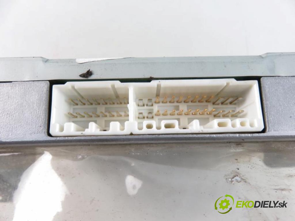 TOYOTA COROLLA Compact (_E11_) HB 1998 1332,00 Sterowniki silnika 1332,00 Riadiaca jednotka Motor 896611A760;2110005200