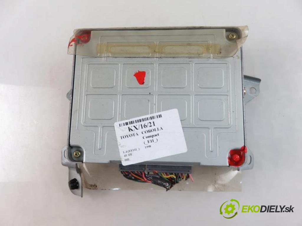 TOYOTA COROLLA Compact (_E11_) HB 1998 1332,00 Sterowniki silnika 1332,00 Riadiaca jednotka Motor 896611A760;2110005200