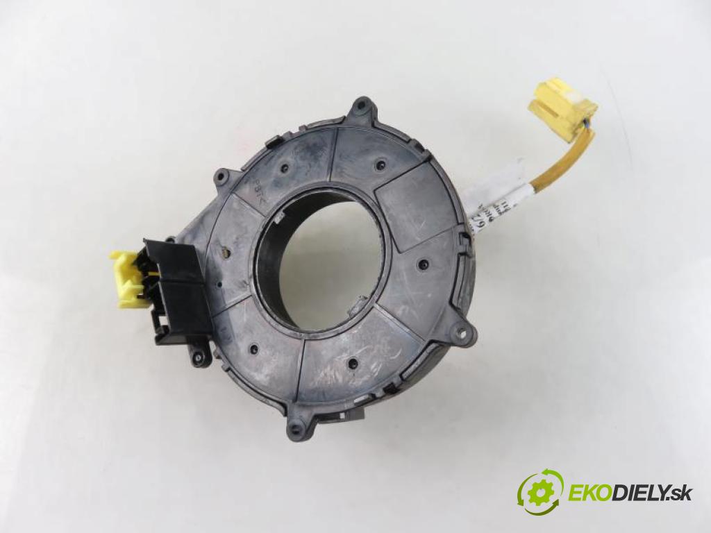 TOYOTA COROLLA Compact (_E11_) HB 1998 1332,00 Poduszki powietrzne 1332,00 PÁSKA: air BAG