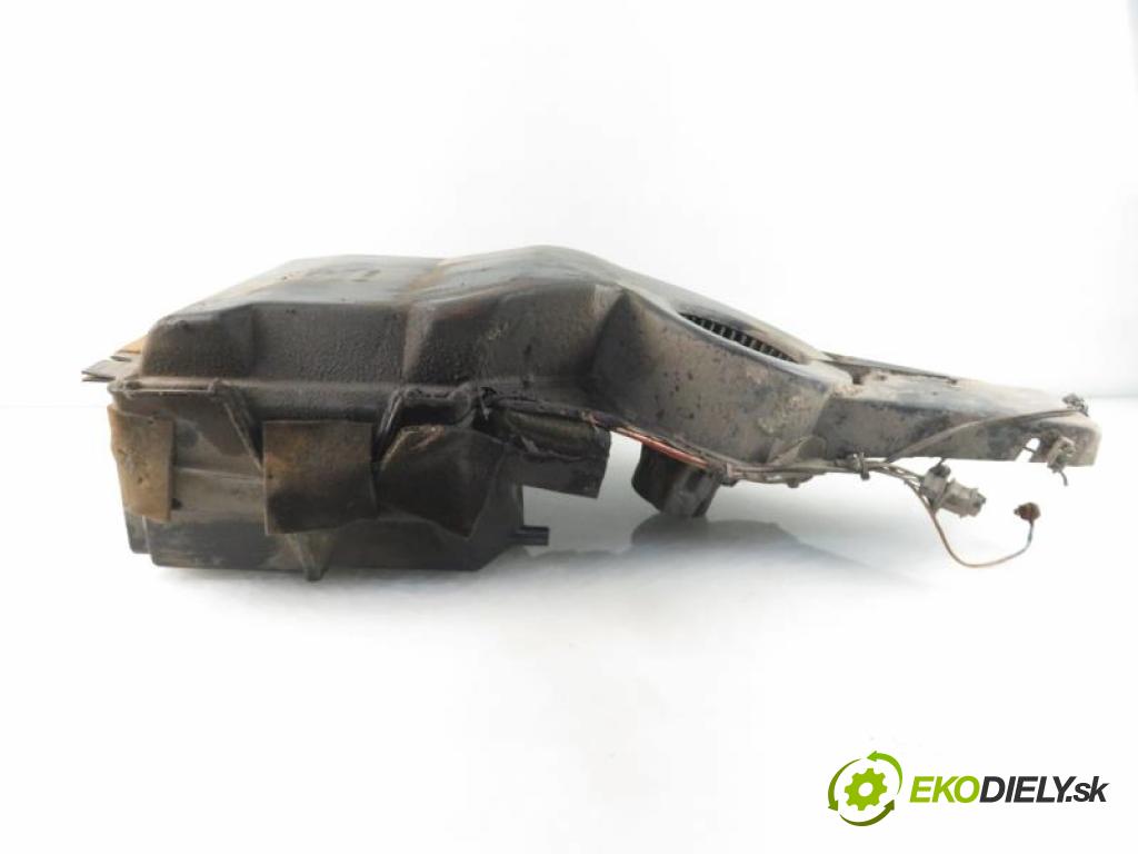 VW TRANSPORTER IV Autobus (70XB, 70XC, 7DB, 7DW, 7DK) CARAVELLE 1997 2461,00 Parowniki 2461,00 topné těleso radiátor topení klimatizace 701819021B;703820121D