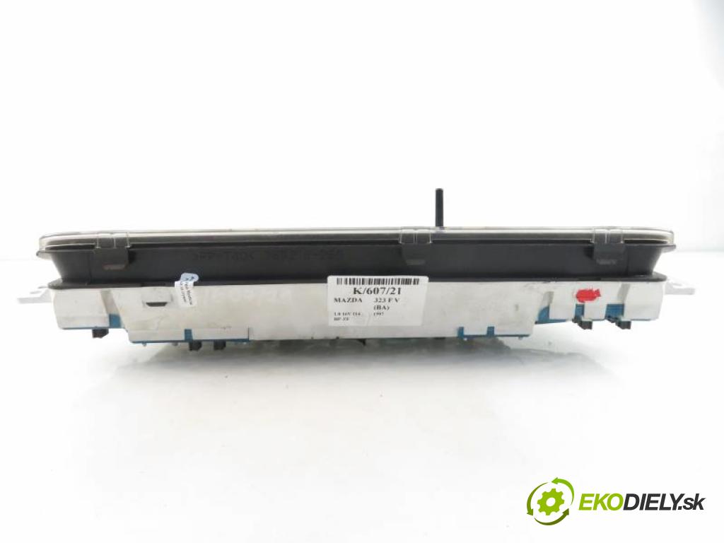 MAZDA 323 F V (BA) LIFTBACK 1997 1840,00 Liczniki, zegary 1840,00 Prístrojovka elektrický BE7D55430