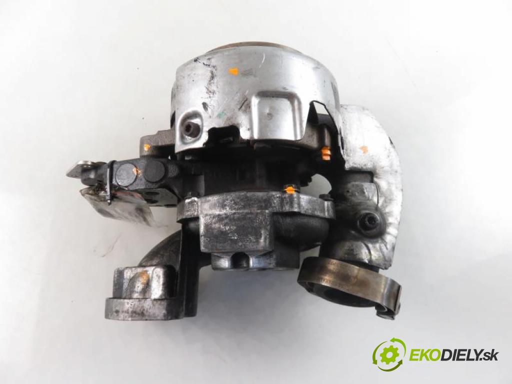 VW PHAETON (3D1, 3D2, 3D3, 3D4, 3D6, 3D7, 3D8, 3D9) SEDAN 2004 4921,00 Kompletne turbosprężarki 4921,00 RYCHLONABÍJAČKA: 07Z145701P (Turbodúchadlá (kompletné))