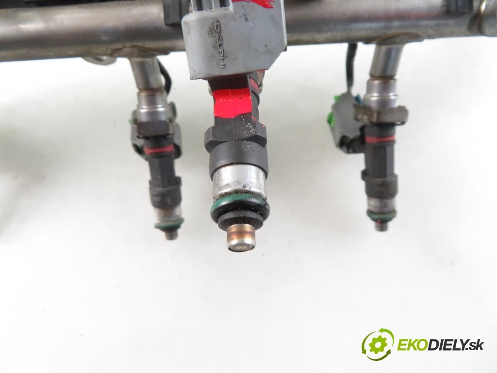 GMC ACADIA SUV 2007 3564,00 Listwy wtryskowe 3564,00 Lišta vstrekovacia 12604672;12602221;12603212 (Vstrekovacie lišty)