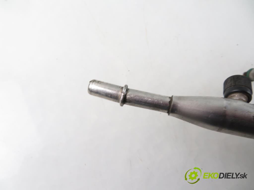 GMC ACADIA SUV 2007 3564,00 Listwy wtryskowe 3564,00 Lišta vstrekovacia 12604672;12602221;12603212 (Vstrekovacie lišty)