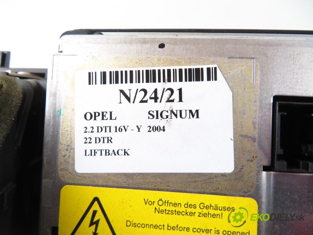 OPEL SIGNUM LIFTBACK 2004 2172,00 Radioodtwarzacze 2172,00 RADIO CD 13138250