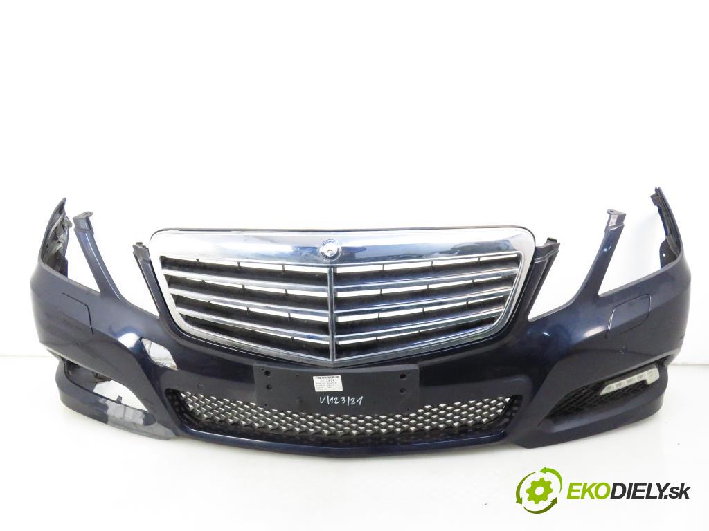 MERCEDES-BENZ KLASA E (W212) SEDAN 2009 2987,00 Zderzaki 2987,00 nárazník přední část A2128200756