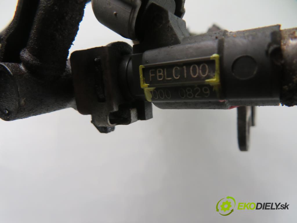 SUBARU IMPREZA kombi (GG) KOMBI 2000 1994,00 Listwy wtryskowe 1994,00 Lišta vstrekovacia 17523AA560; FBLC100 (Vstrekovacie lišty)