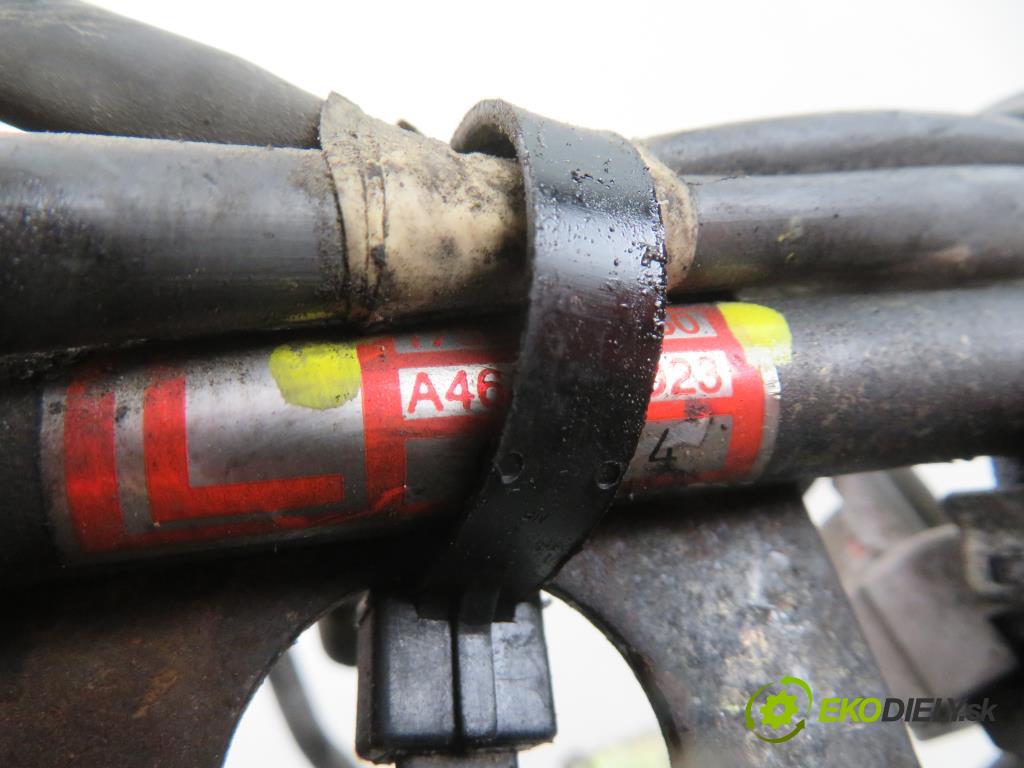 SUBARU IMPREZA kombi (GG) KOMBI 2000 1994,00 Listwy wtryskowe 1994,00 Lišta vstrekovacia 17523AA560; FBLC100 (Vstrekovacie lišty)