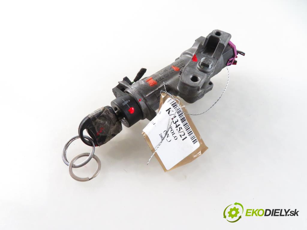 VW POLO (9N_) HB 2002 47,00 1.2 12V 64 - AZQ 1198,00 spinačka 4B0905851C (Spínacia skrinka)