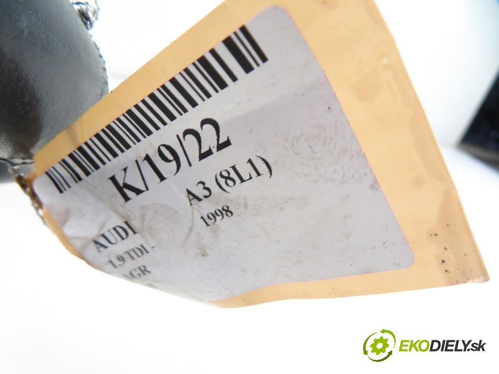 AUDI A3 (8L1) HB 1998 1896,00 Kierownice 1896,00 Volant 8L0419091E;8L0880201H (Volanty)