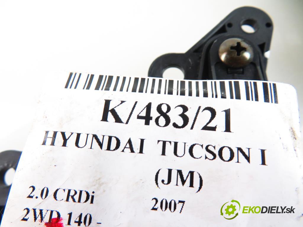 HYUNDAI TUCSON (JM) SUV 2007 1991,00 Panele sterowania, przełączniki 1991,00 prepínač vyhrievania sedačky 933202E001