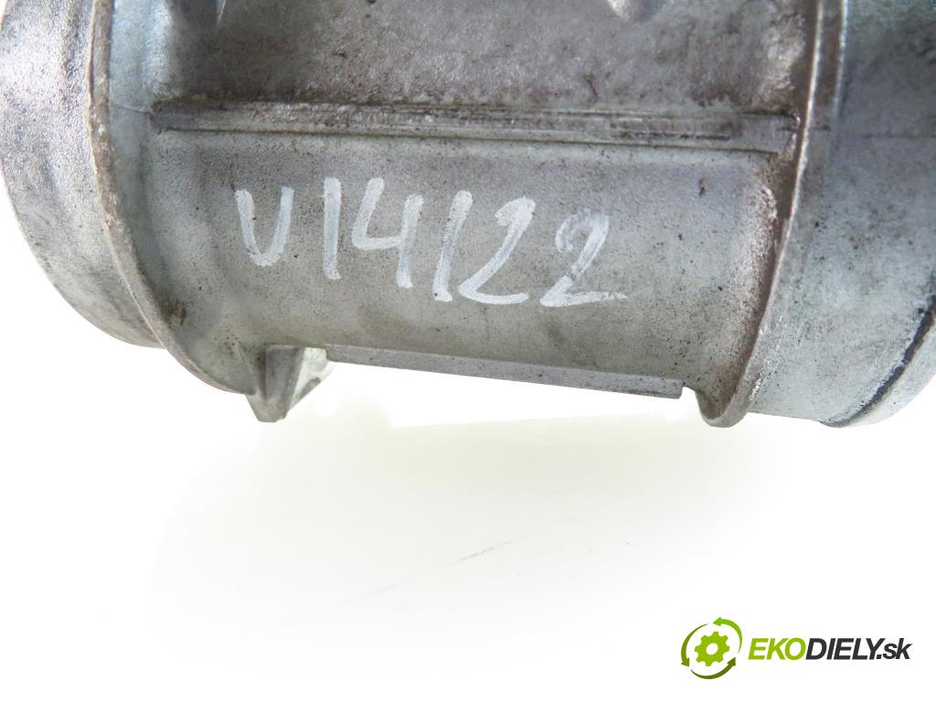 AUDI A4 Avant (8E5, B6) KOMBI 2003 2496,00 Przepływomierze 2496,00 váha vzduchu vzduchu LM1102