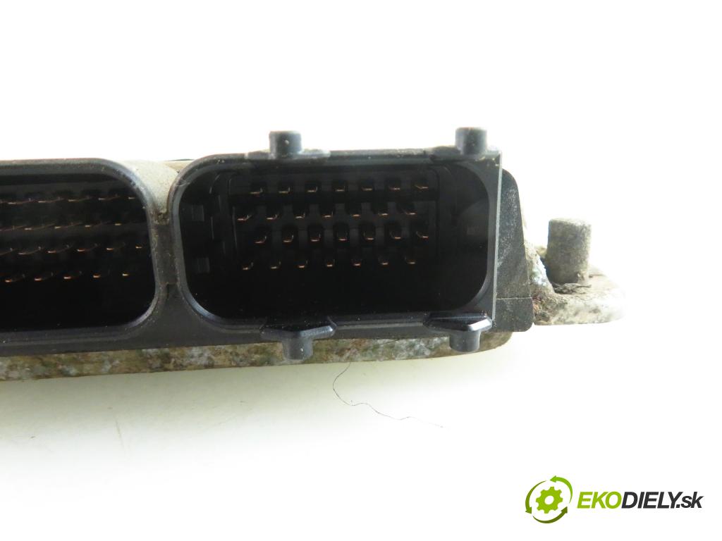 SEAT IBIZA II (6K1) HB 2001 1390,00 Sterowniki silnika 1390,00 Riadiaca jednotka Motor 6K0906032AC;0261207228